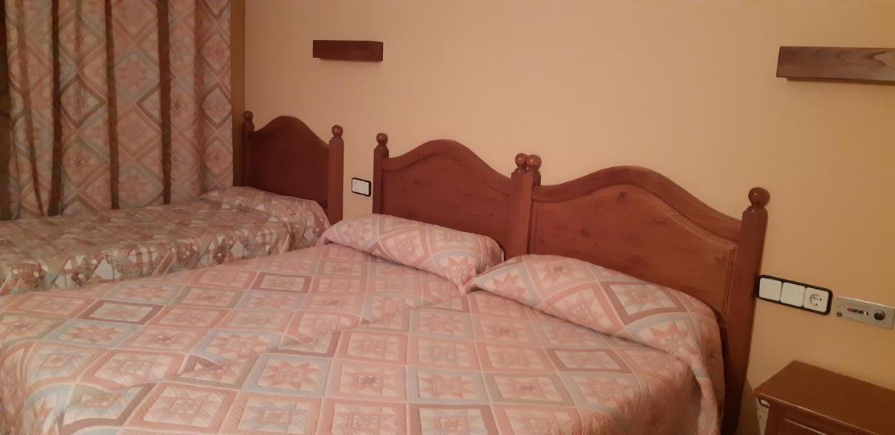 Triple Room,995866222:JPEG